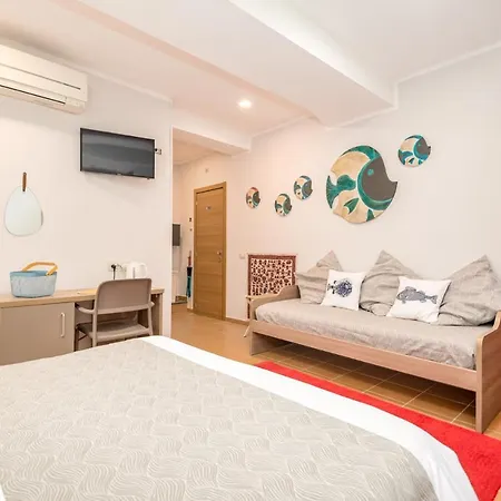 Carugio Remilde Pensionat 4*