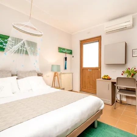 Carugio Remilde Pensionat 4*